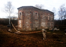 9 - 11 zastavení se vstupem do kostela